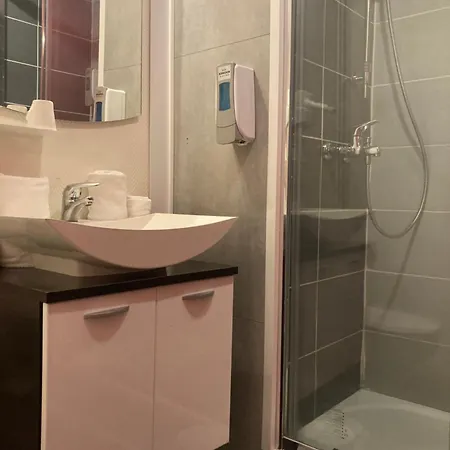 Aigle D'or Hotel Thiers