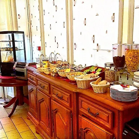 Aigle D'or Hotel Thiers