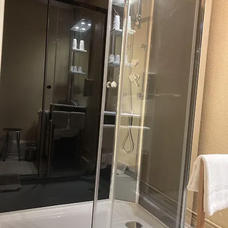 Aigle D'or Hotel Thiers