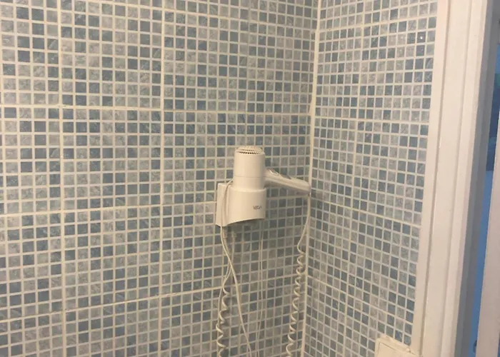 Aigle D'or Отель Тьер